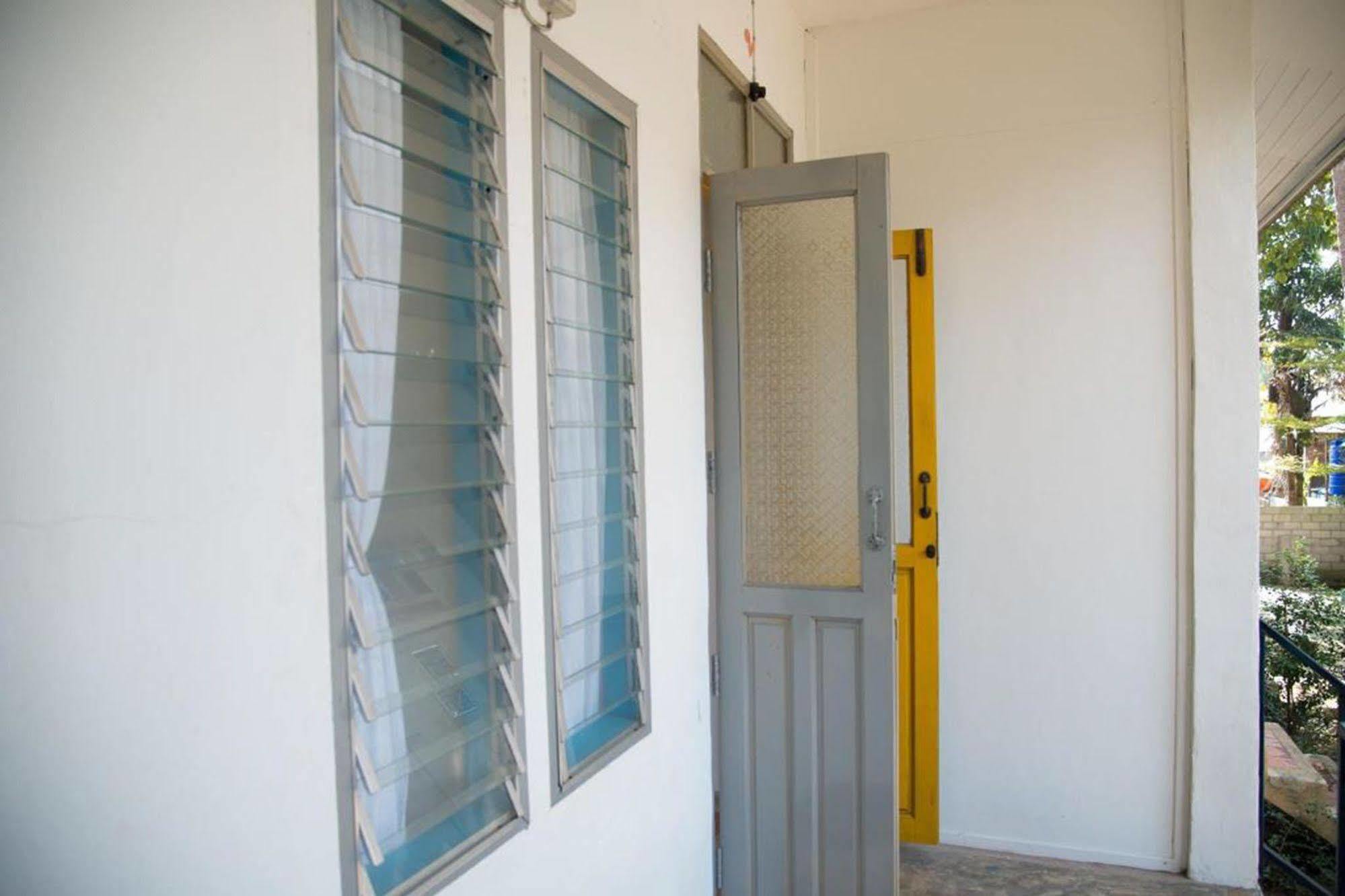 Sleepyowl Hostel Ban Bang Bao  Dış mekan fotoğraf